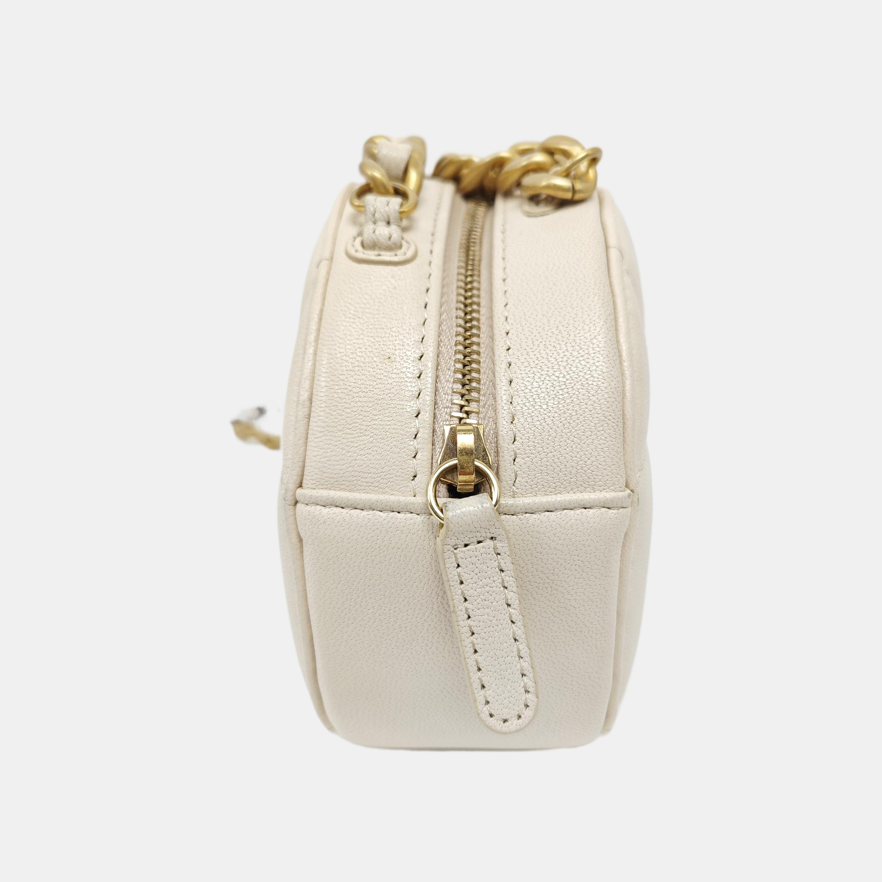 CHANEL 19 Small Quilted Lambskin White