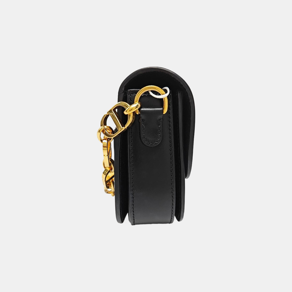 Bobby Medium Calfskin Black