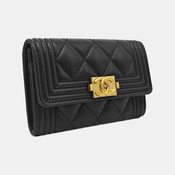 BOY CHANEL Quilted Calfskin Black Card Holder