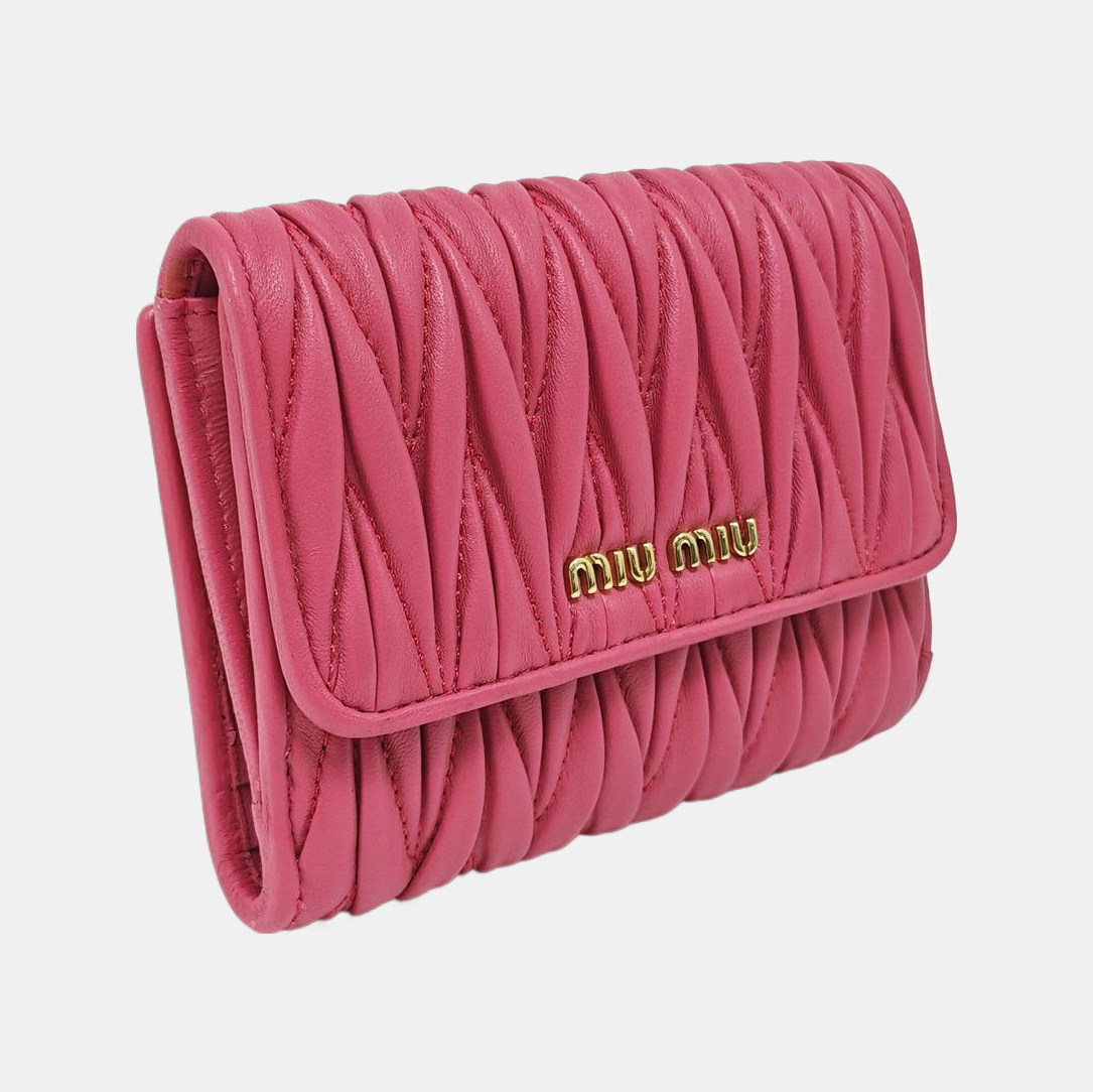 Matelassé Quilted Lambskin Red Card Holder
