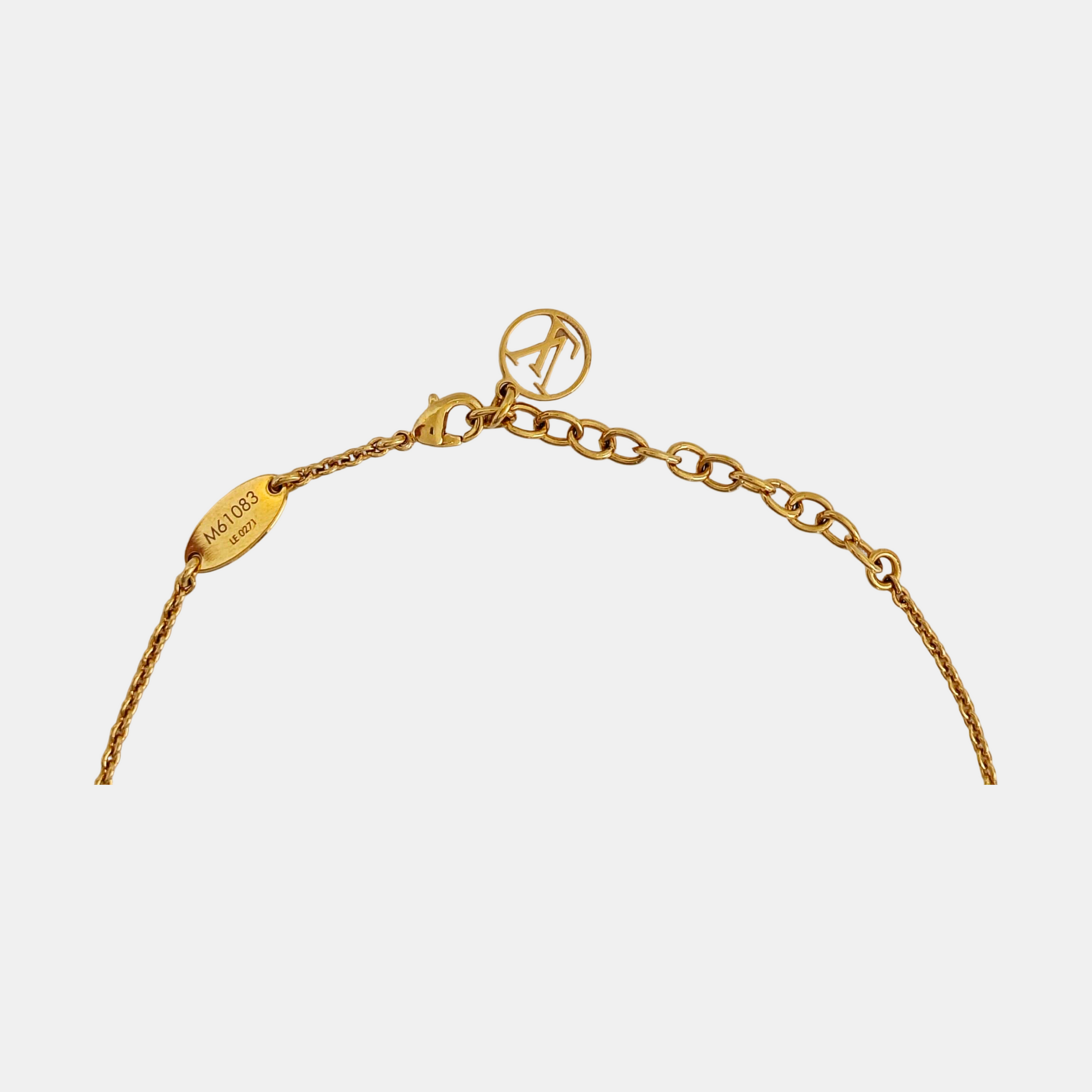 LV &amp; ME Metal Gold Necklace