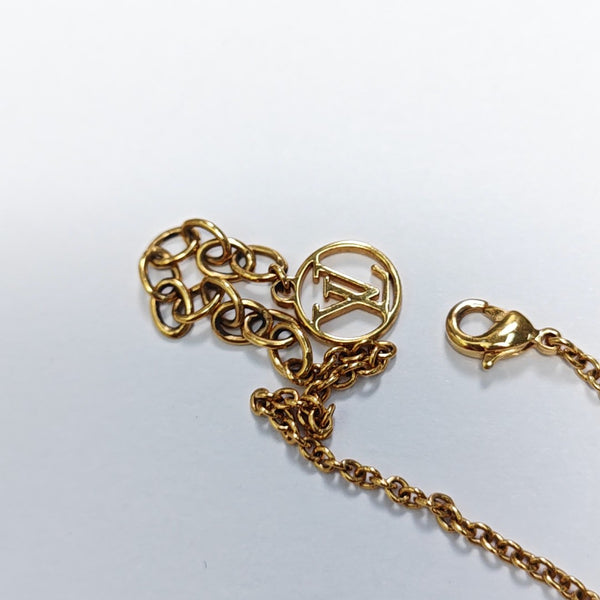 L TO V Metal Gold Bracelet