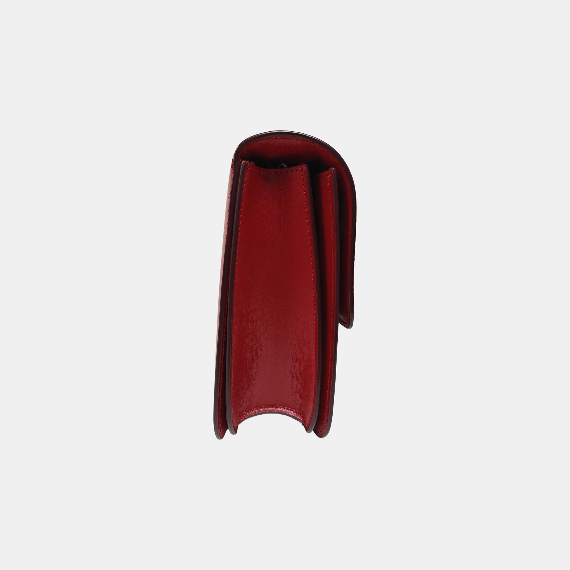 CLASSIC BOX Medium Calfskin Red