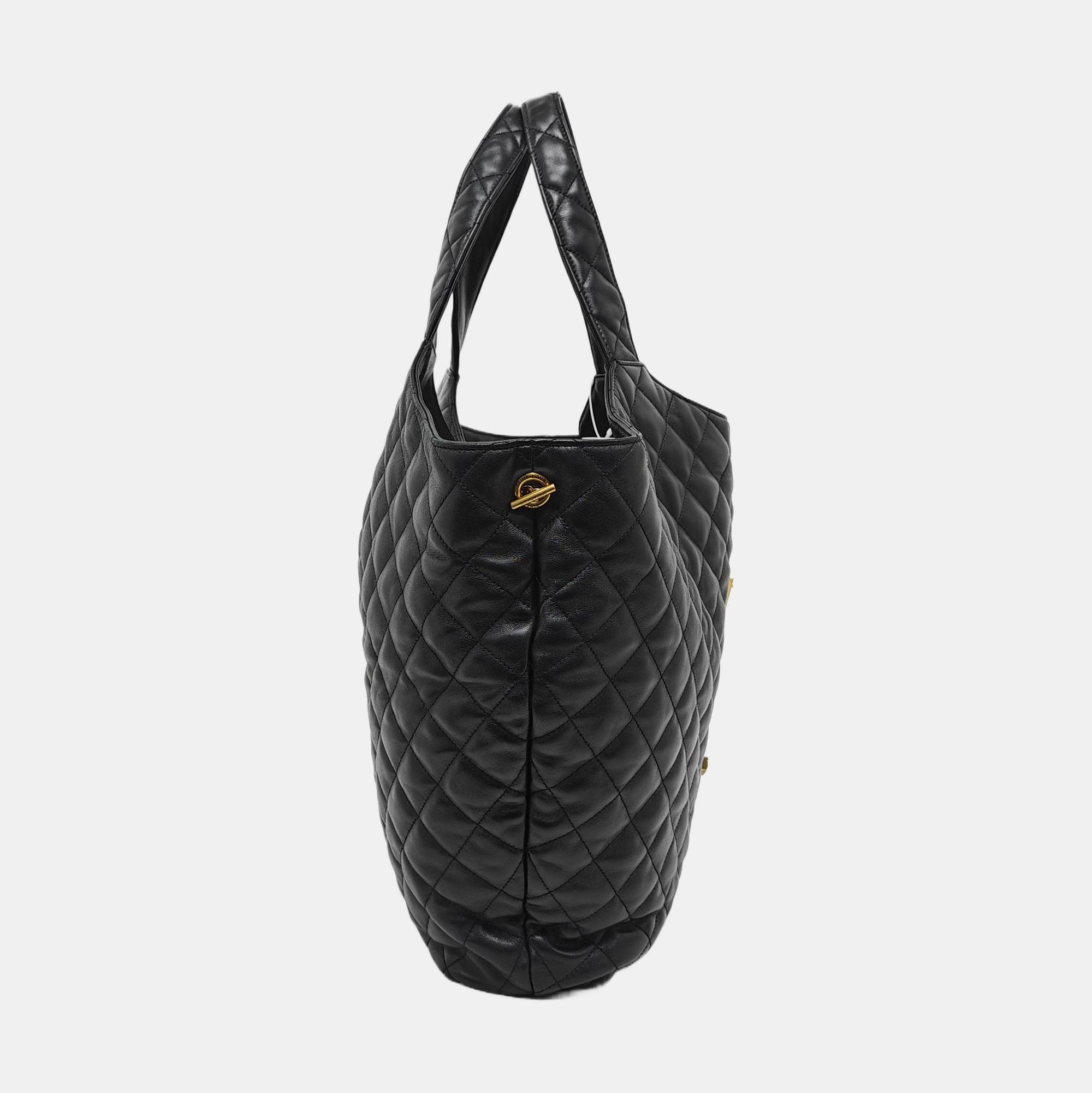 ICARE Extra Large Quilted Lambskin Black