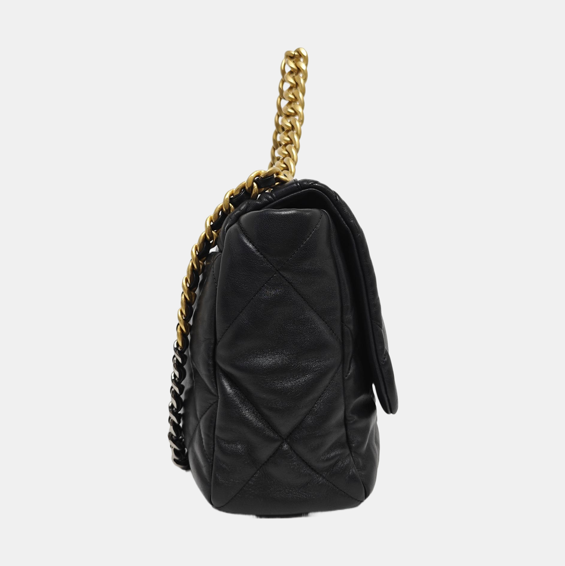 CHANEL 19 Maxi Quilted Lambskin Black