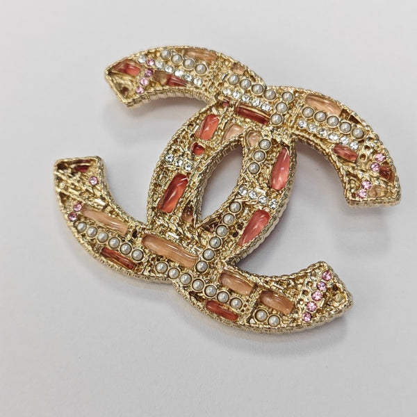 CC Logo Metal Gold Brooch