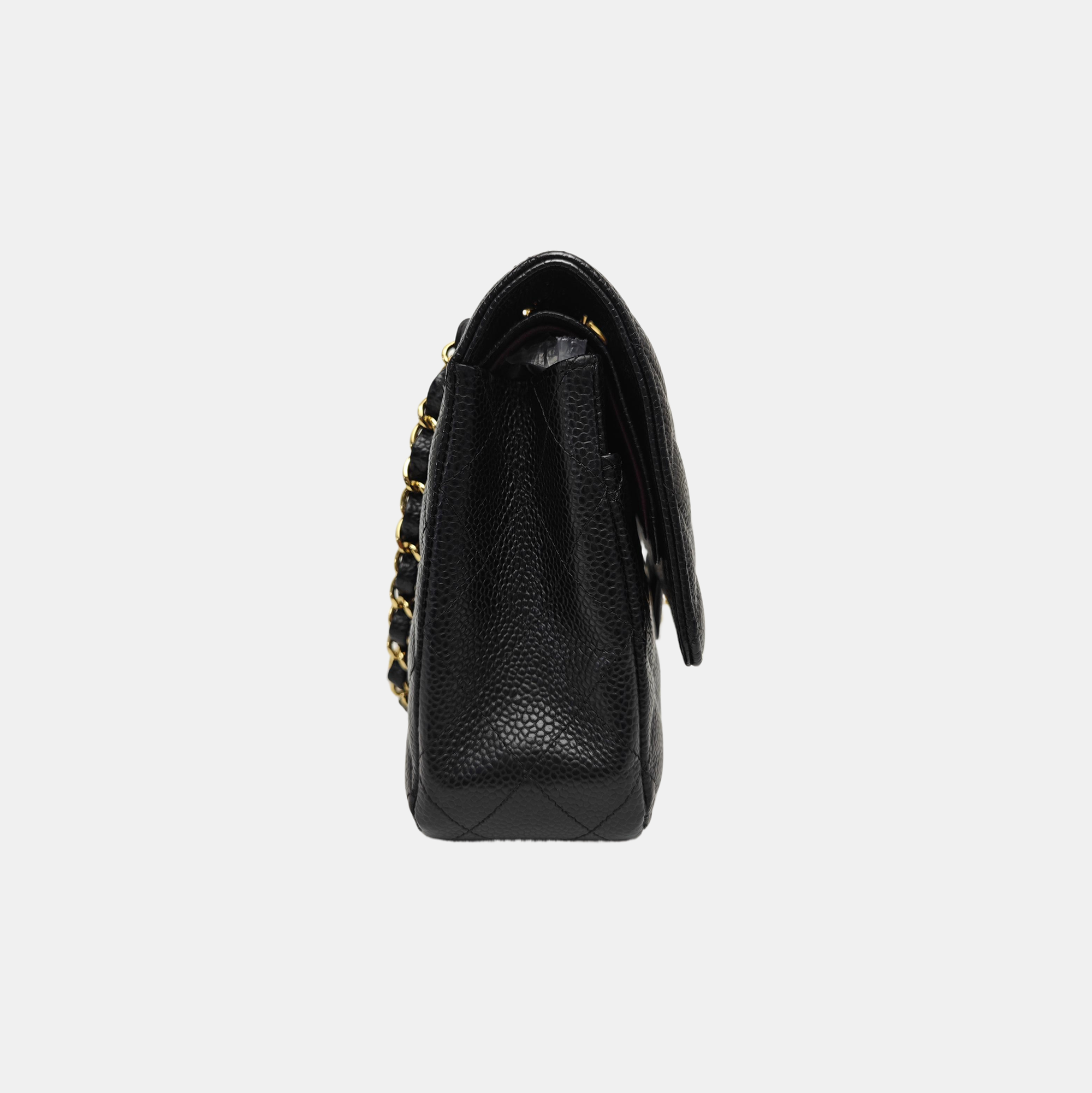 CLASSIC FLAP Medium Quilted Grained Calfskin Black