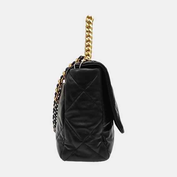 CHANEL 19 Maxi Quilted Lambskin Black