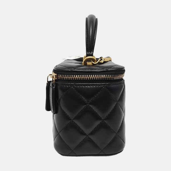VANITY CASE Small Quilted Lambskin Black