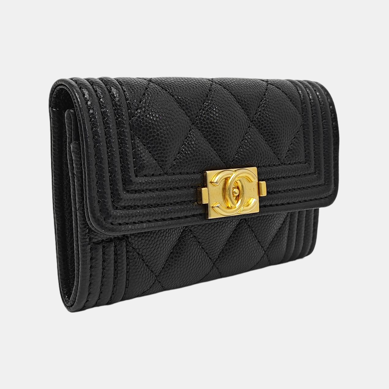 Cartera BOY CHANEL de piel de becerro granulada acolchada negra