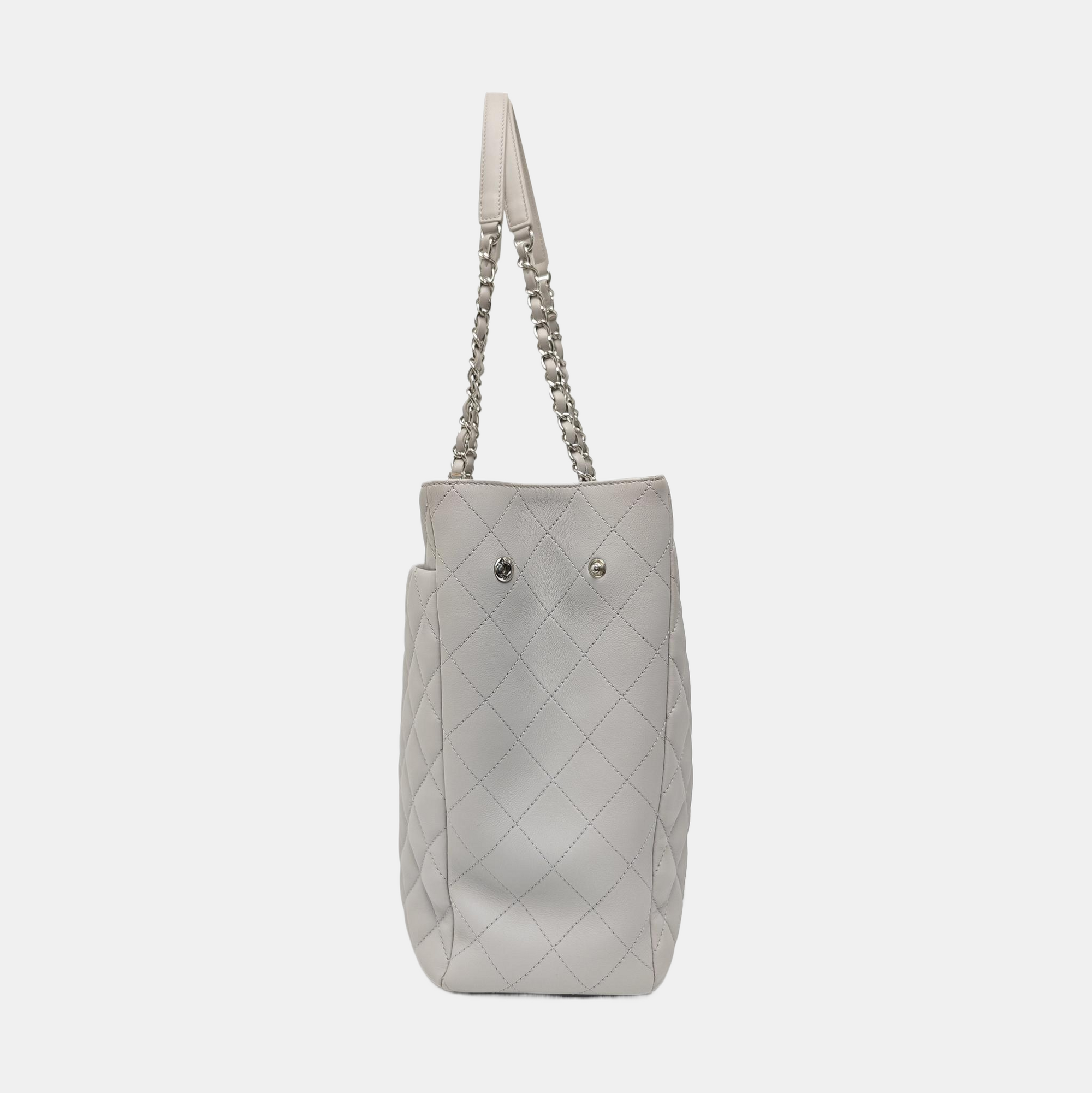 CLASSIC CC SHOPPING TOTE Large Quilted Calfskin Gray