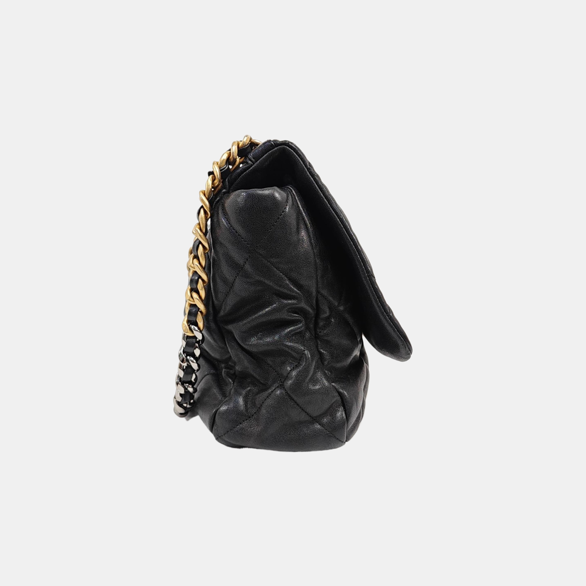 CHANEL 19 Maxi Quilted Lambskin Black