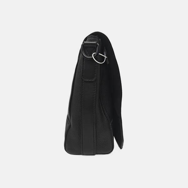 AEROGRAM Calfskin Black
