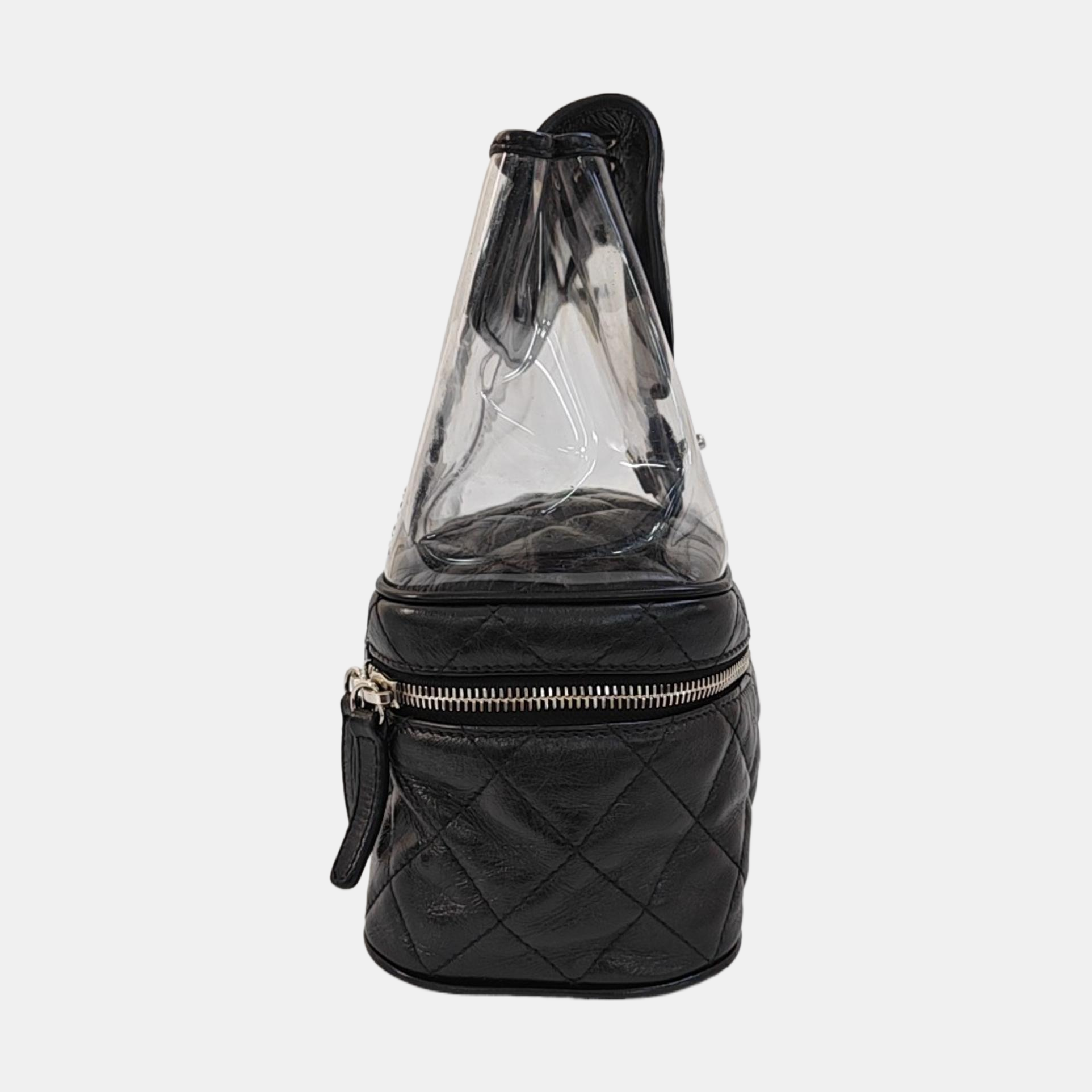 AQUARIUM Quilted Calfskin Black