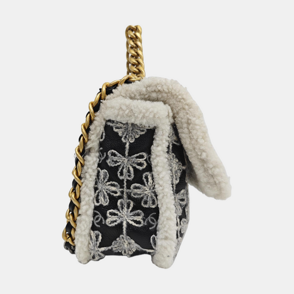 CHANEL 19 Small Lambskin Black