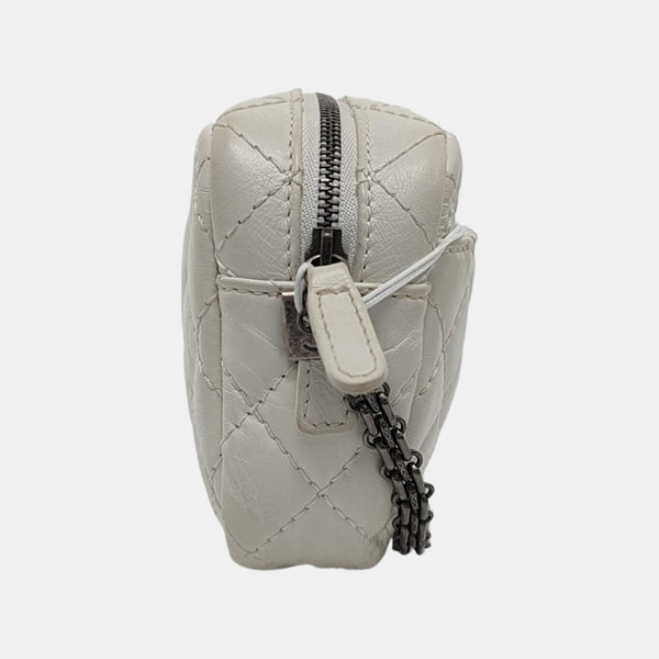 Authenticated pre-owned  2.55 Quilted Calfskin White - Crossbody Bag at Looply