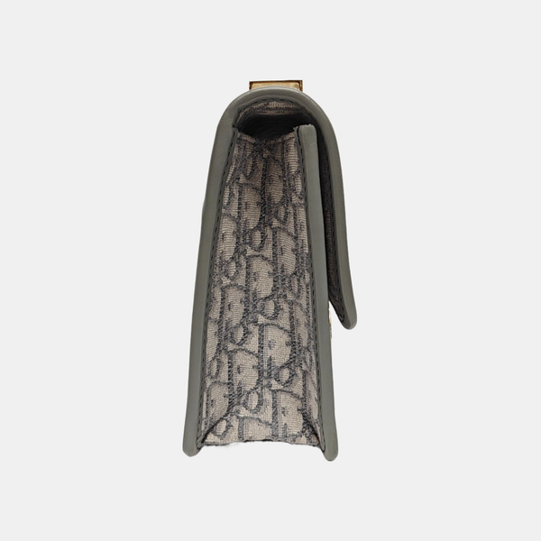 30 Montaigne Medium Oblique Canvas Gray