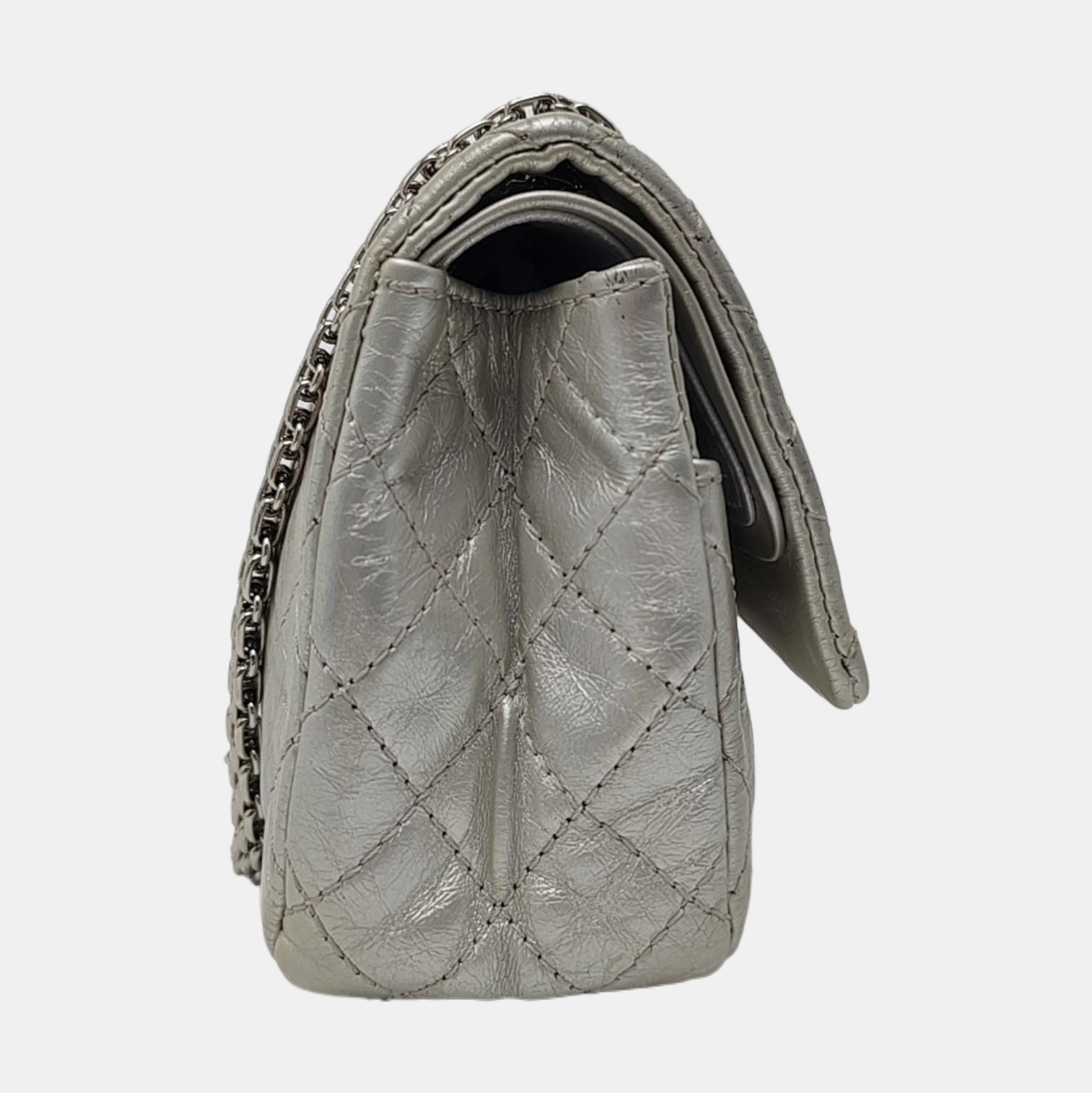Authenticated pre-owned  2.55 225 (small) Quilted Calfskin Silver - Crossbody Bag at Looply