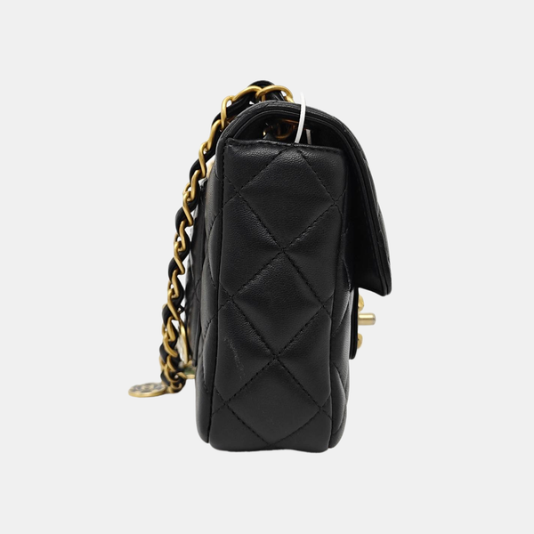 CLASSIC FLAP Mini Quilted Lambskin Black
