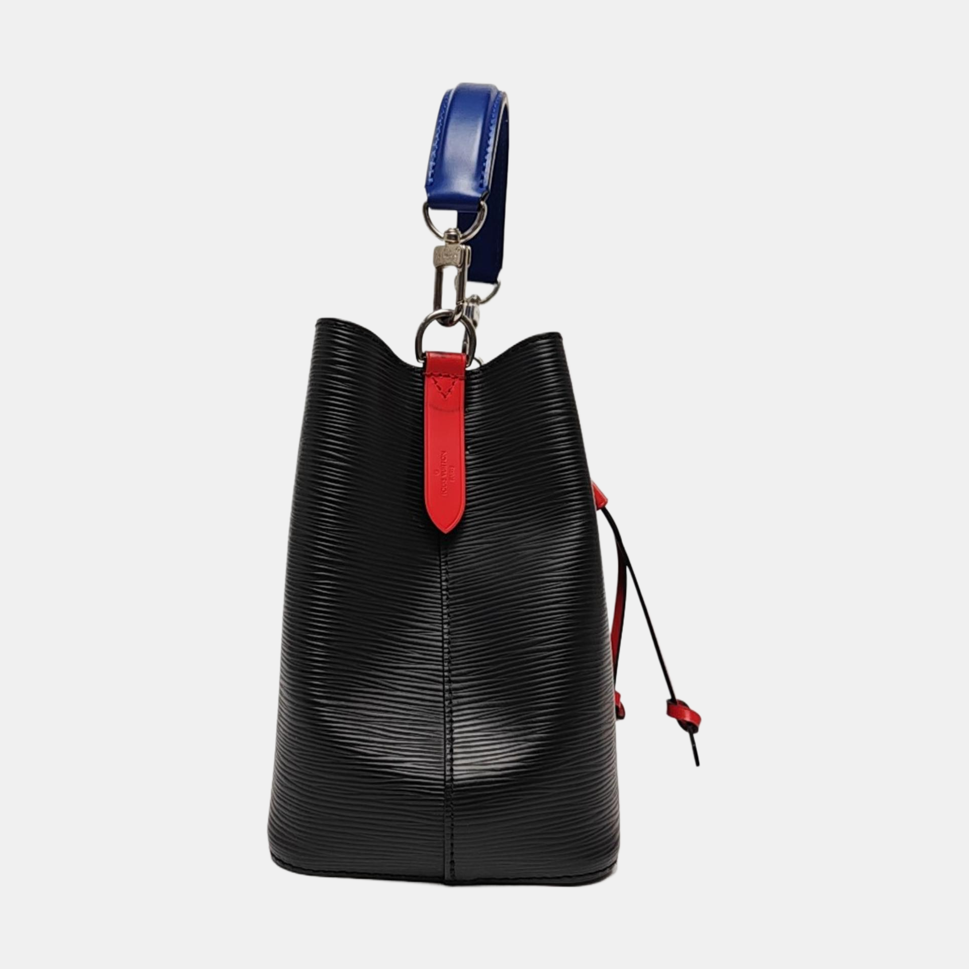 Authenticated pre-owned  NÉONOÉ BB Epi Black - Bucket Bag at Looply