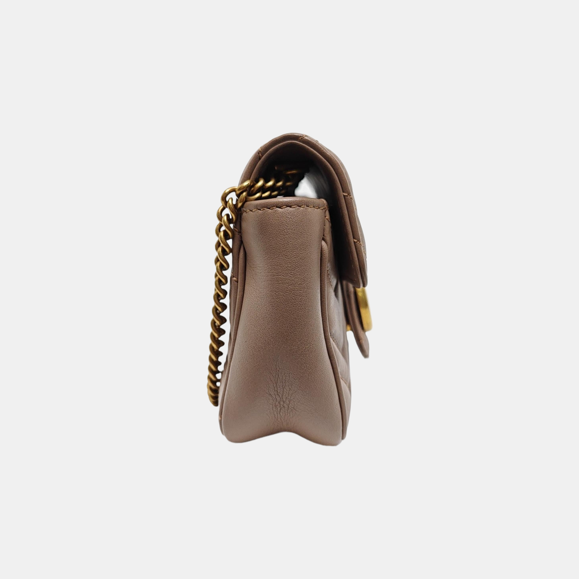 GG Marmont Mini Piel de Becerro Acolchada Beige