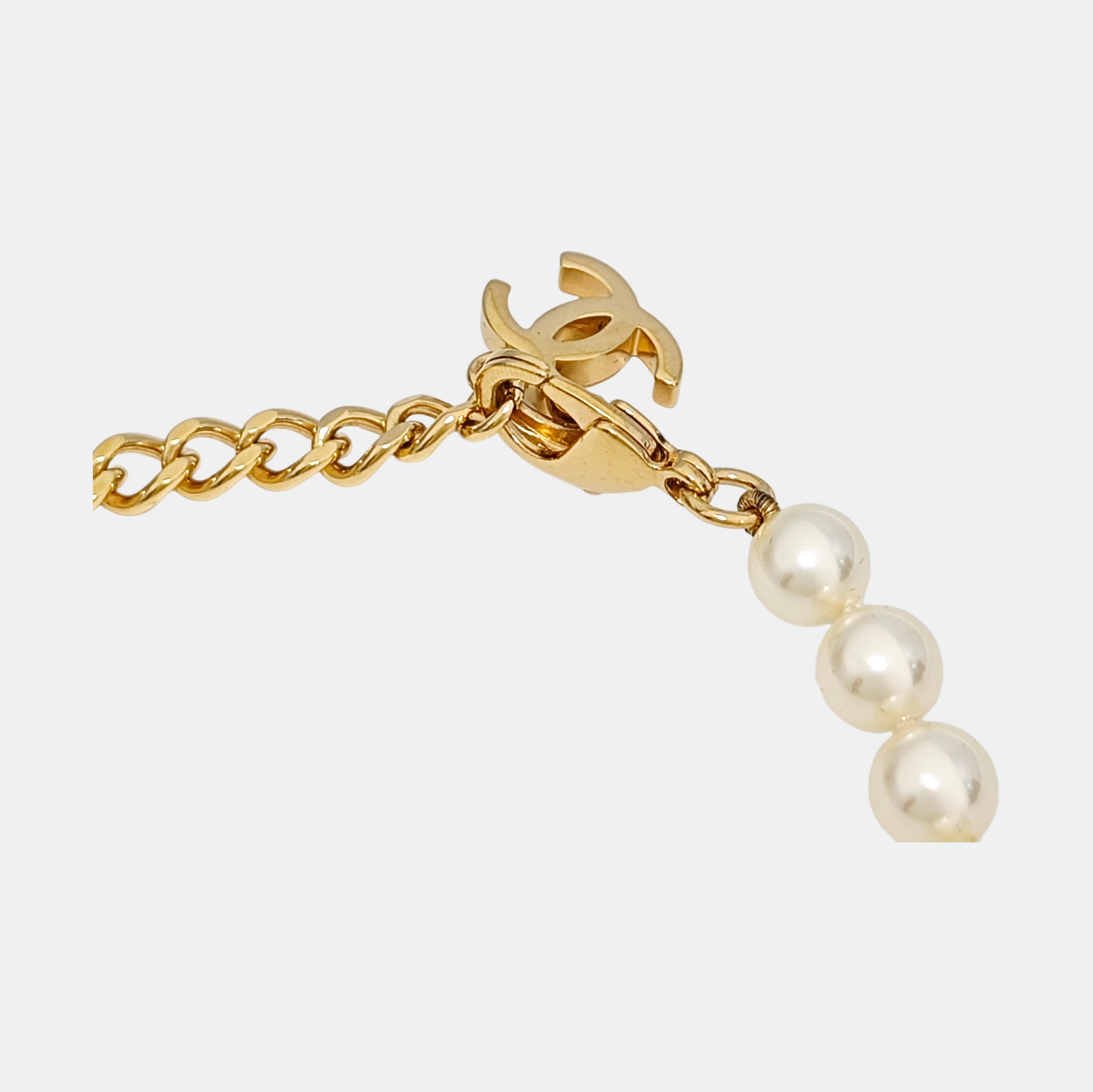 Faux Pearl White Necklace