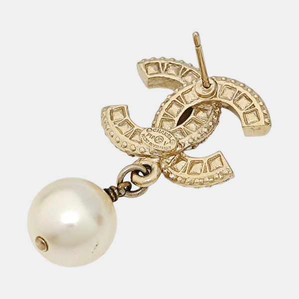 CC Logo Metal Gold Earrings