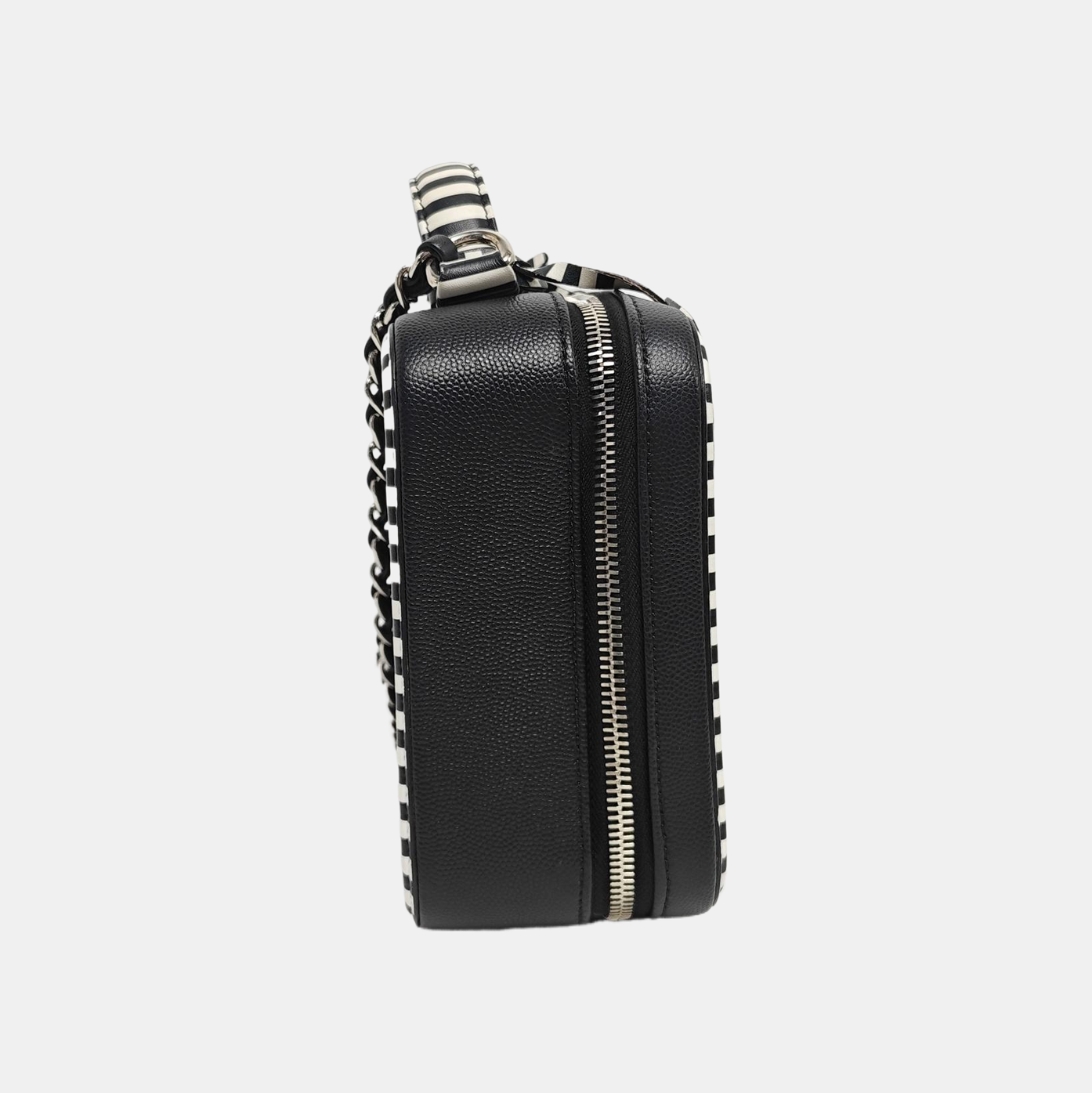 Authenticated pre-owned  FILIGREE Medium Quilted Grained Calfskin Black - Shoulder Bag at Looply