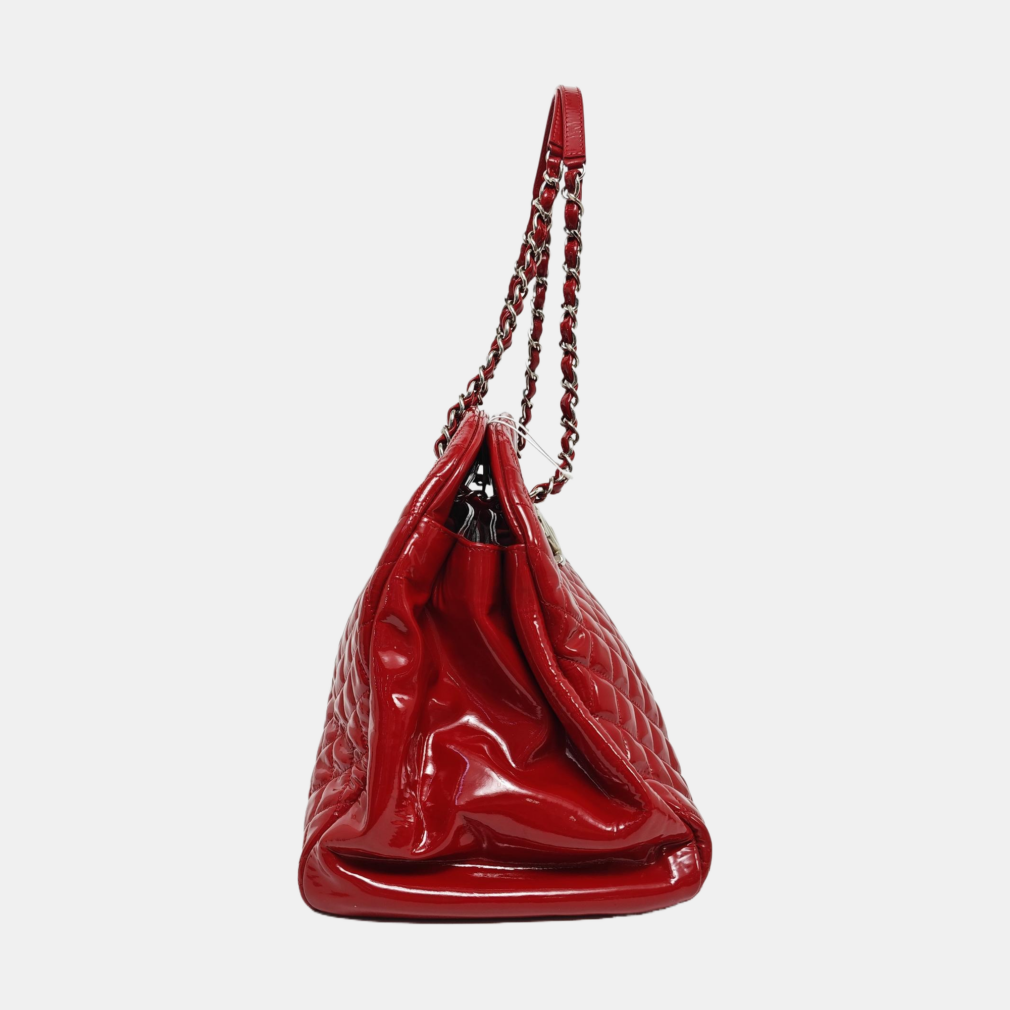 JUST MADEMOISELLE Large Quilted Patent Leather Red