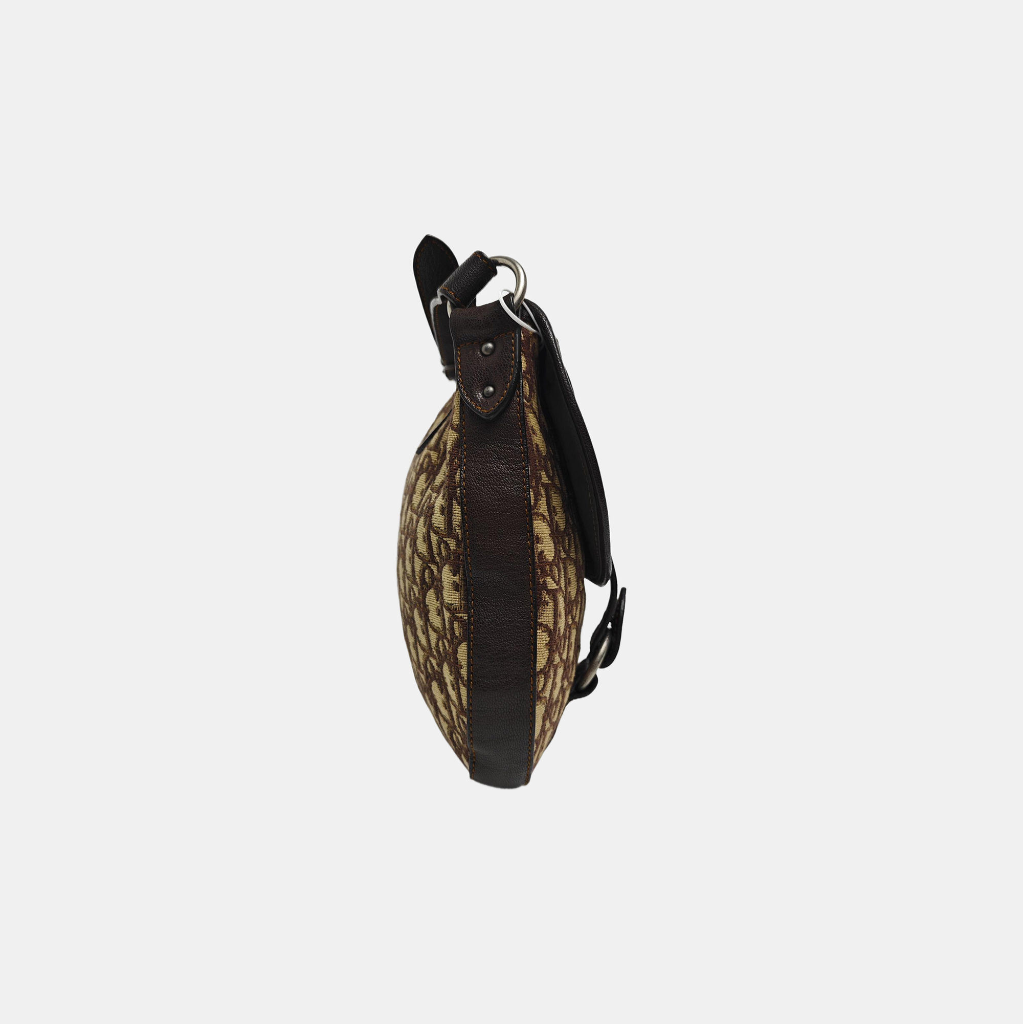 Oblique Canvas Shoulder Bag Beige