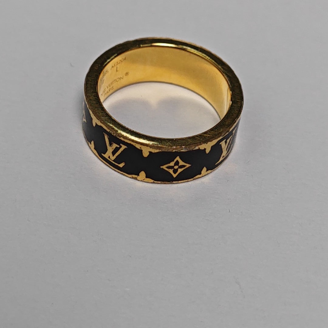 Metal Black Ring EU 56