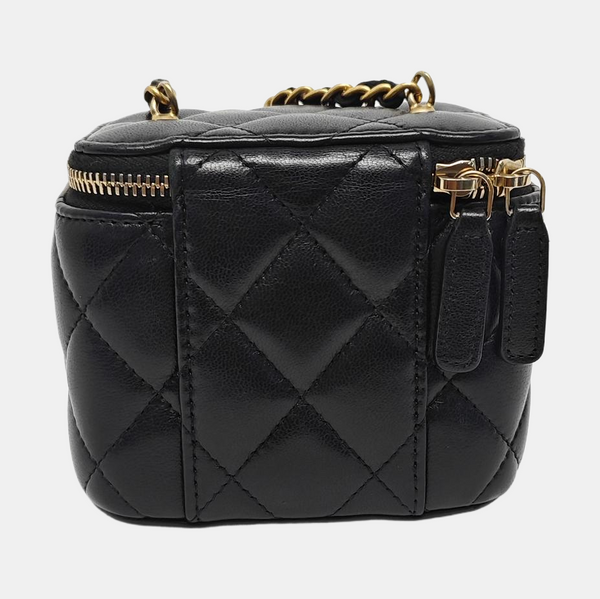 VANITY CASE Mini Quilted Lambskin Black