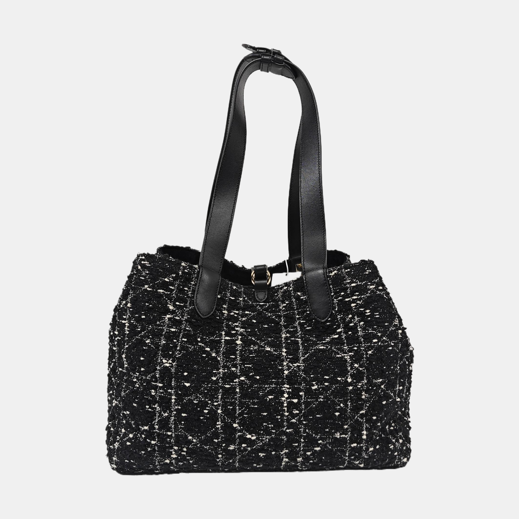 Toujours Medium Cannage Fabric Black