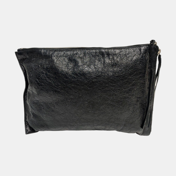 Authenticated pre-owned  Classic City Lambskin Black - Clutch at Looply
