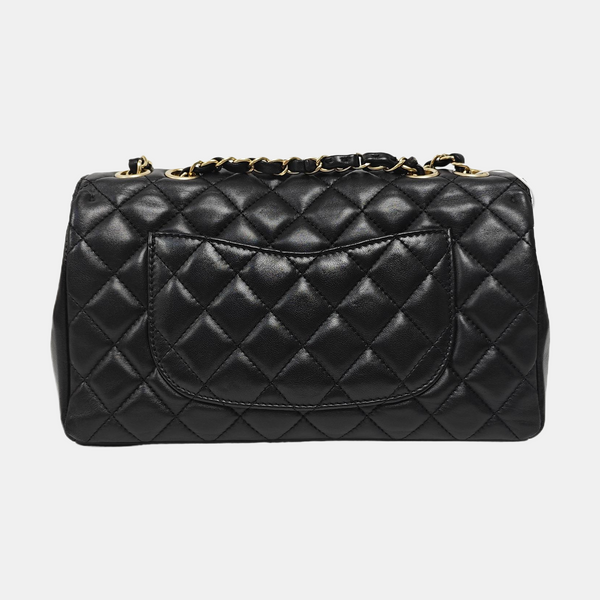 CLASSIC SINGLE FLAP Medium Quilted Lambskin Black