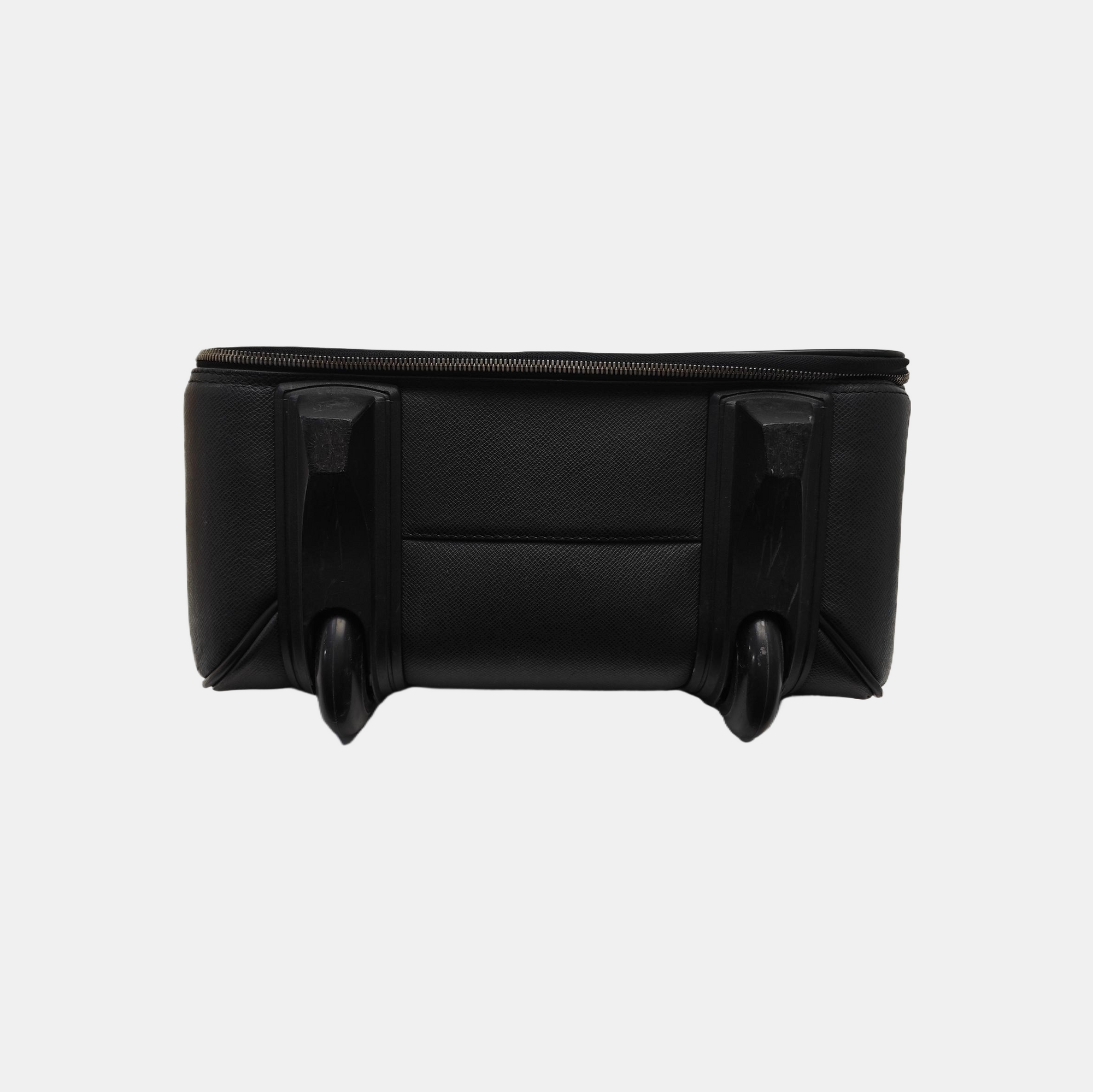 PEGASE Calfskin Black