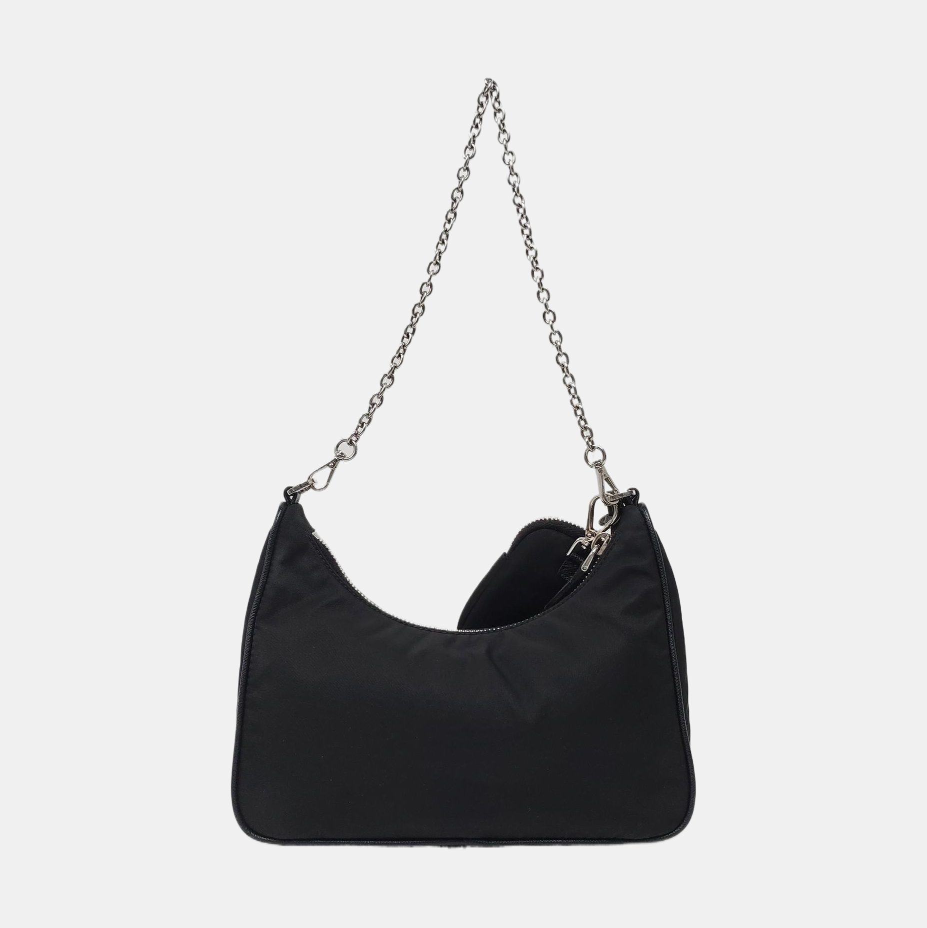 Authenticated pre-owned  Re-Edition2005 Nylon Black - Shoulder Bag at Looply