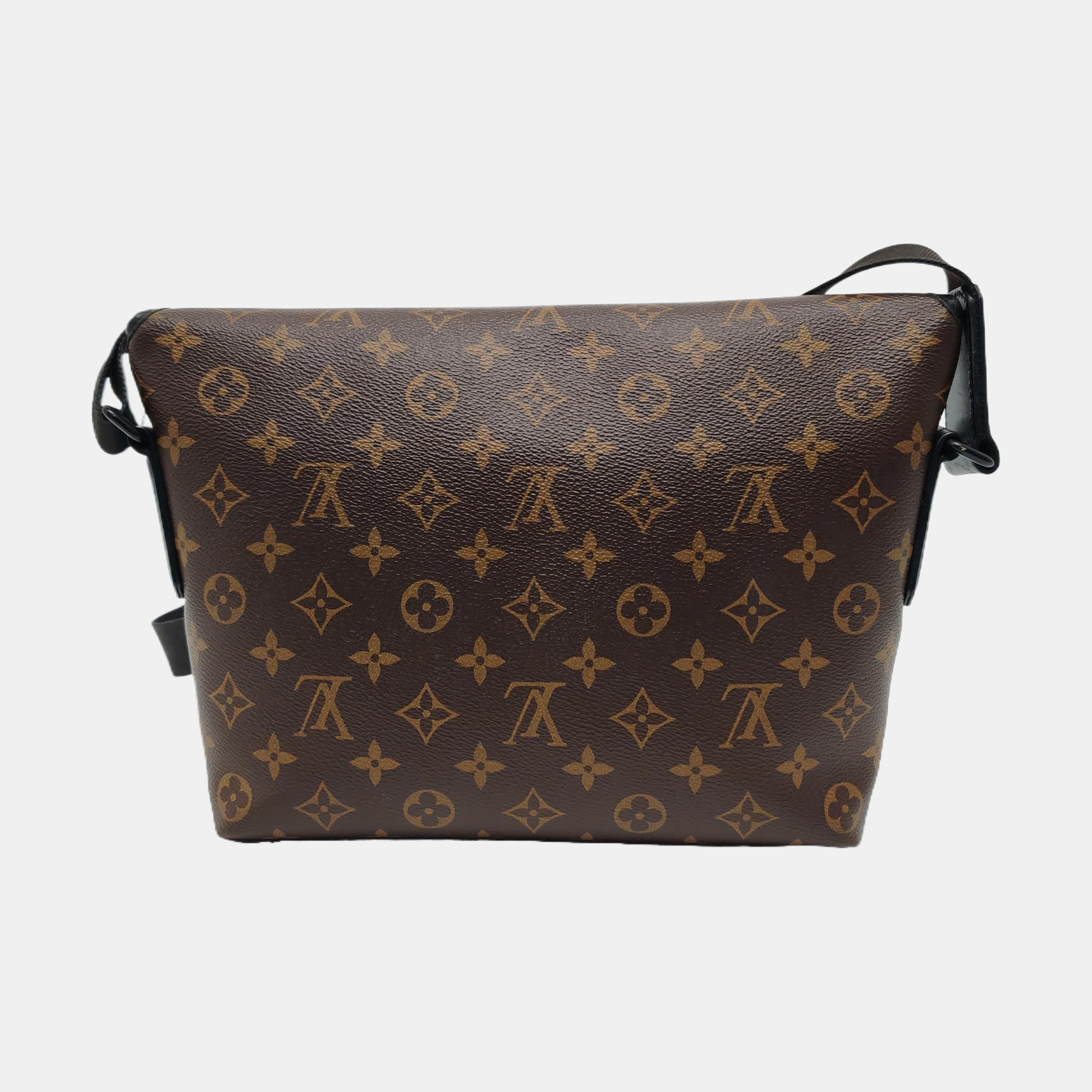 MAGNETIC Monogram Coated Canvas Brown