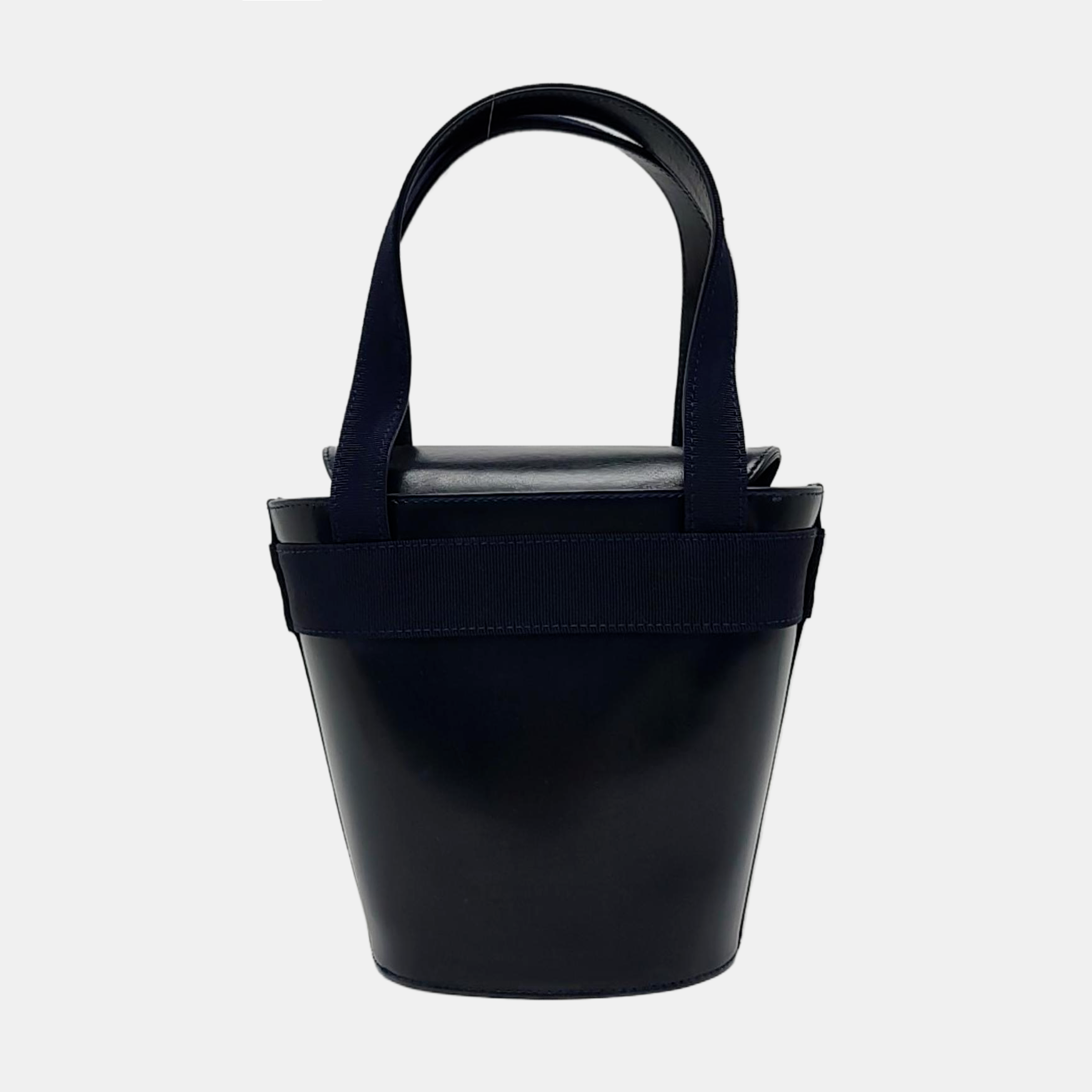 Vara Small Calfskin Black