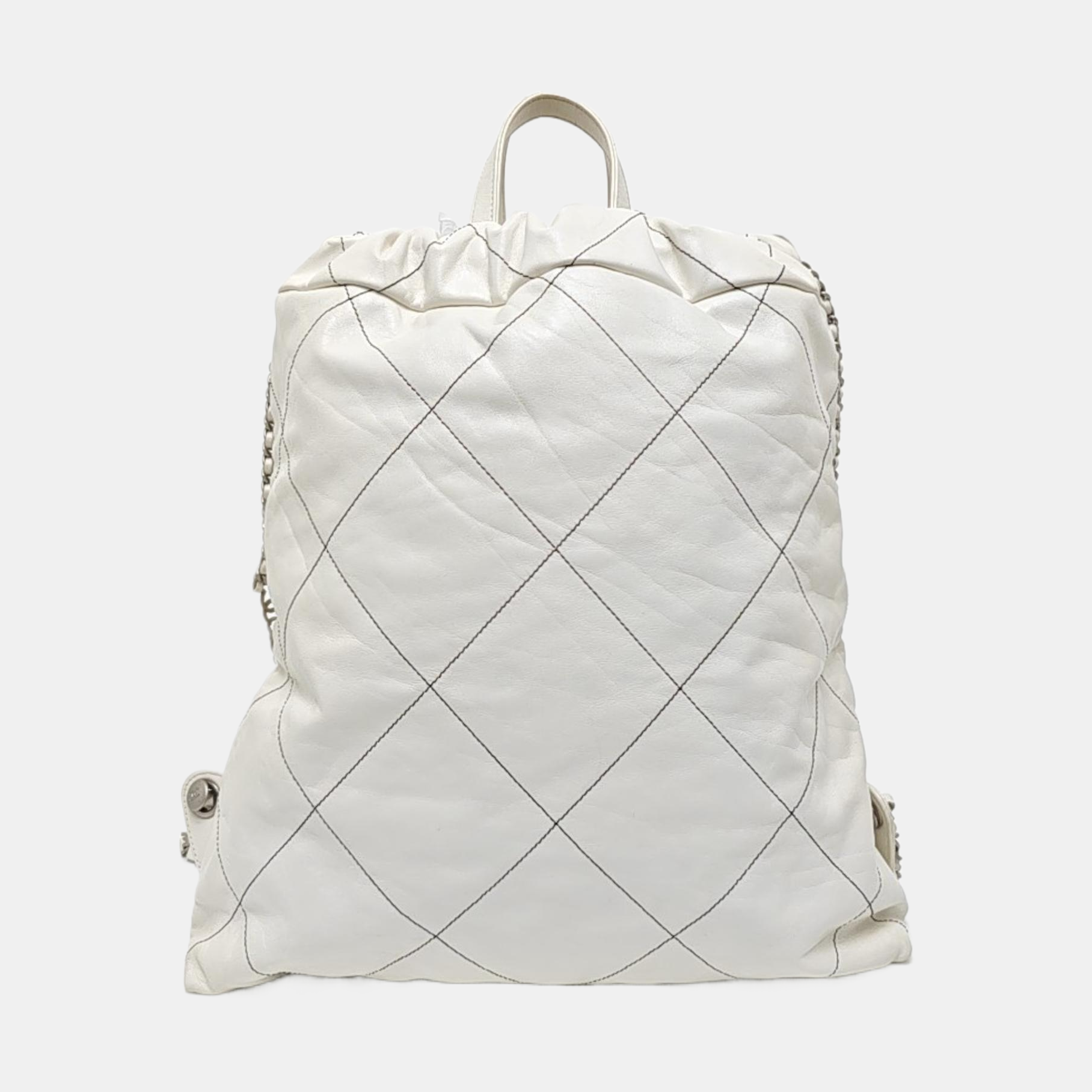CHANEL 22 Large Quilted Calfskin White