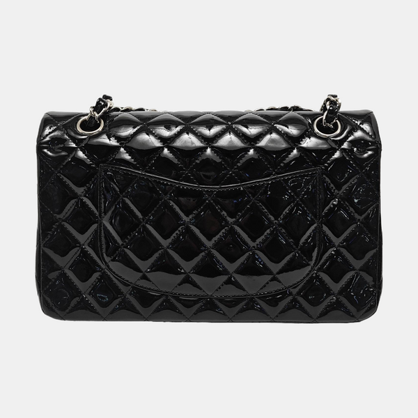 Authenticated pre-owned  CLASSIC FLAP Medium Quilted Patent Leather Black - Shoulder Bag at Looply