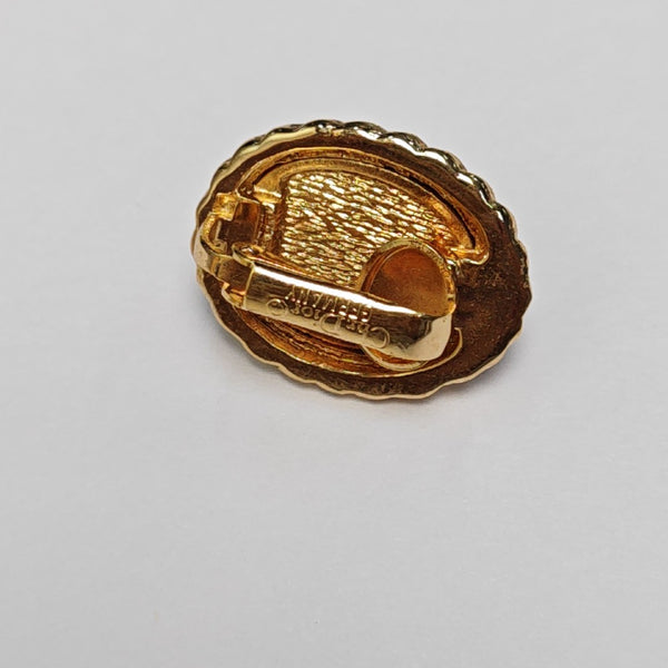 Twist Round Metal Gold Clip On Earrings