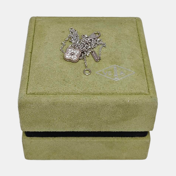 Sweet Alhambra 18k White Gold Silver Necklace