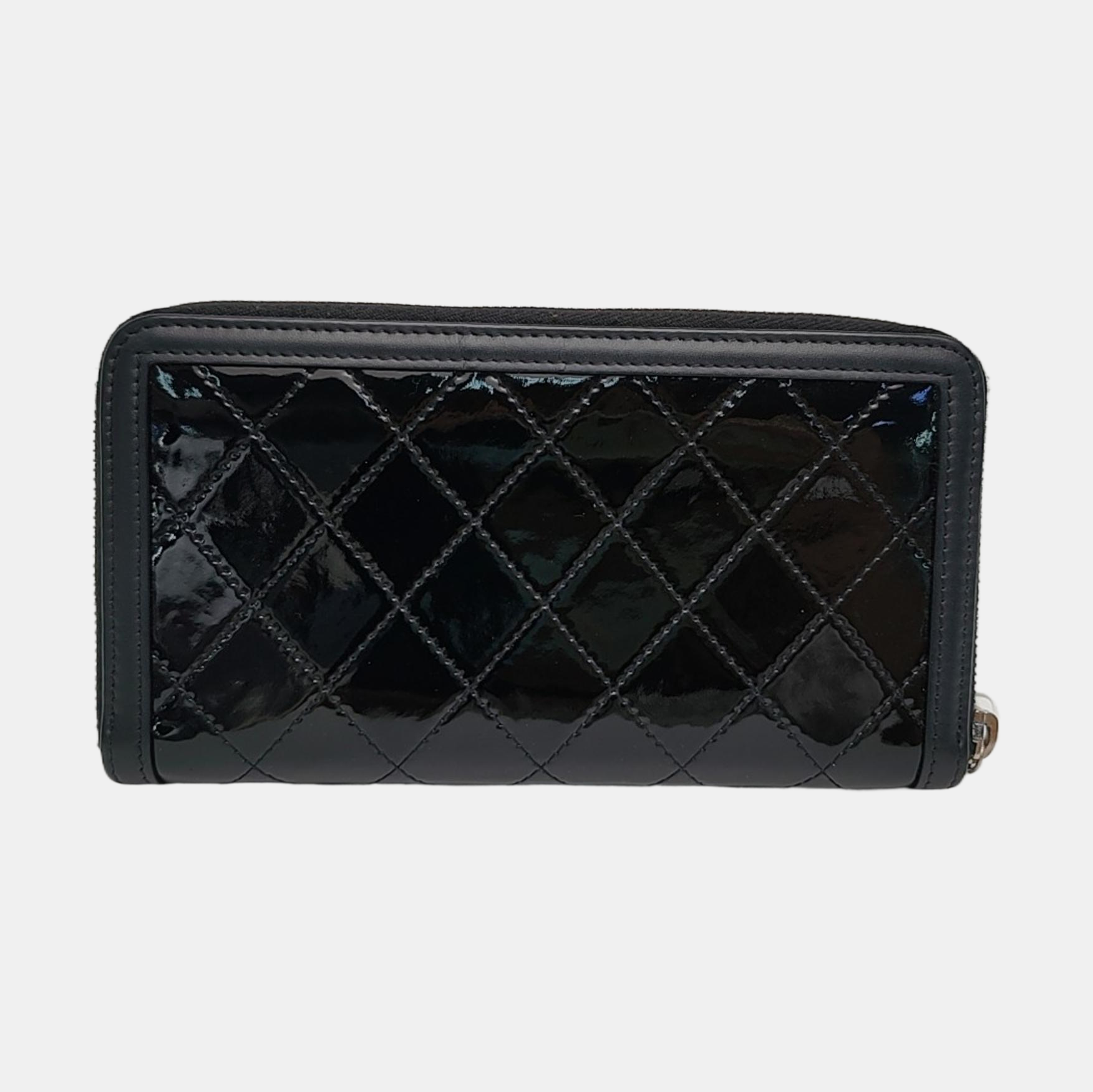 ZIPPY Quilted Patent Calfskin Black Wallet