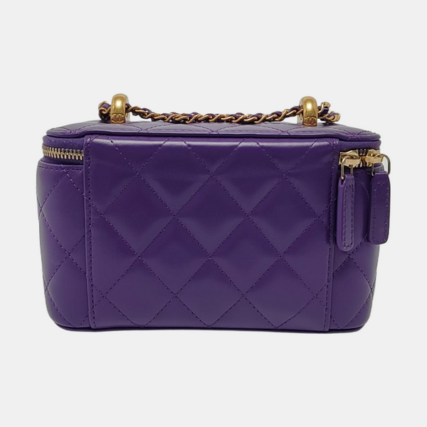 VANITY CASE Small Quilted Calfskin Purple