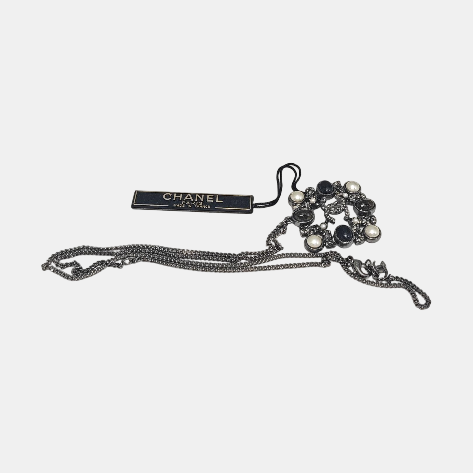Metal Gray Necklace