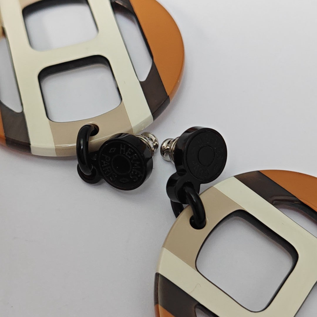 Metal Brown Stud Earrings