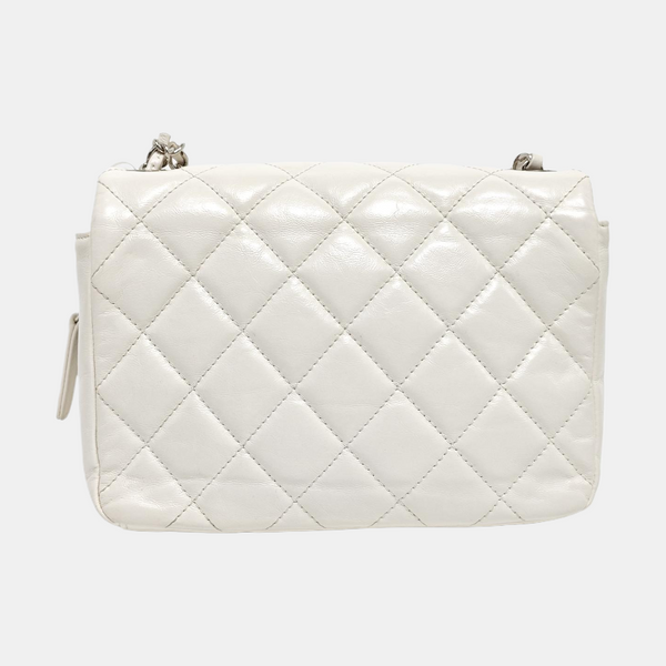 CLASSIC FLAP Mini Quilted Calfskin White