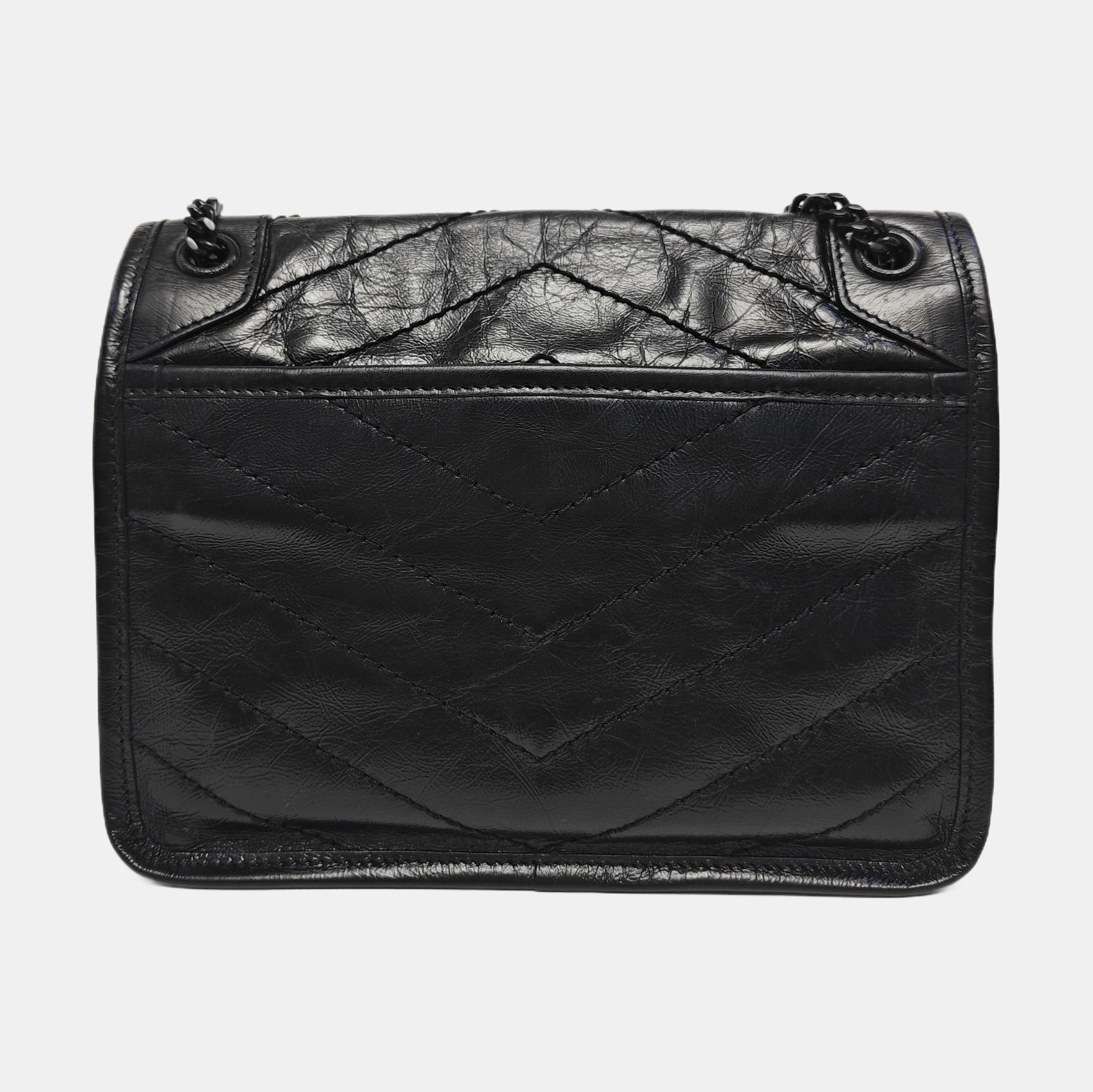 NIKI Small Chevron Calfskin Black