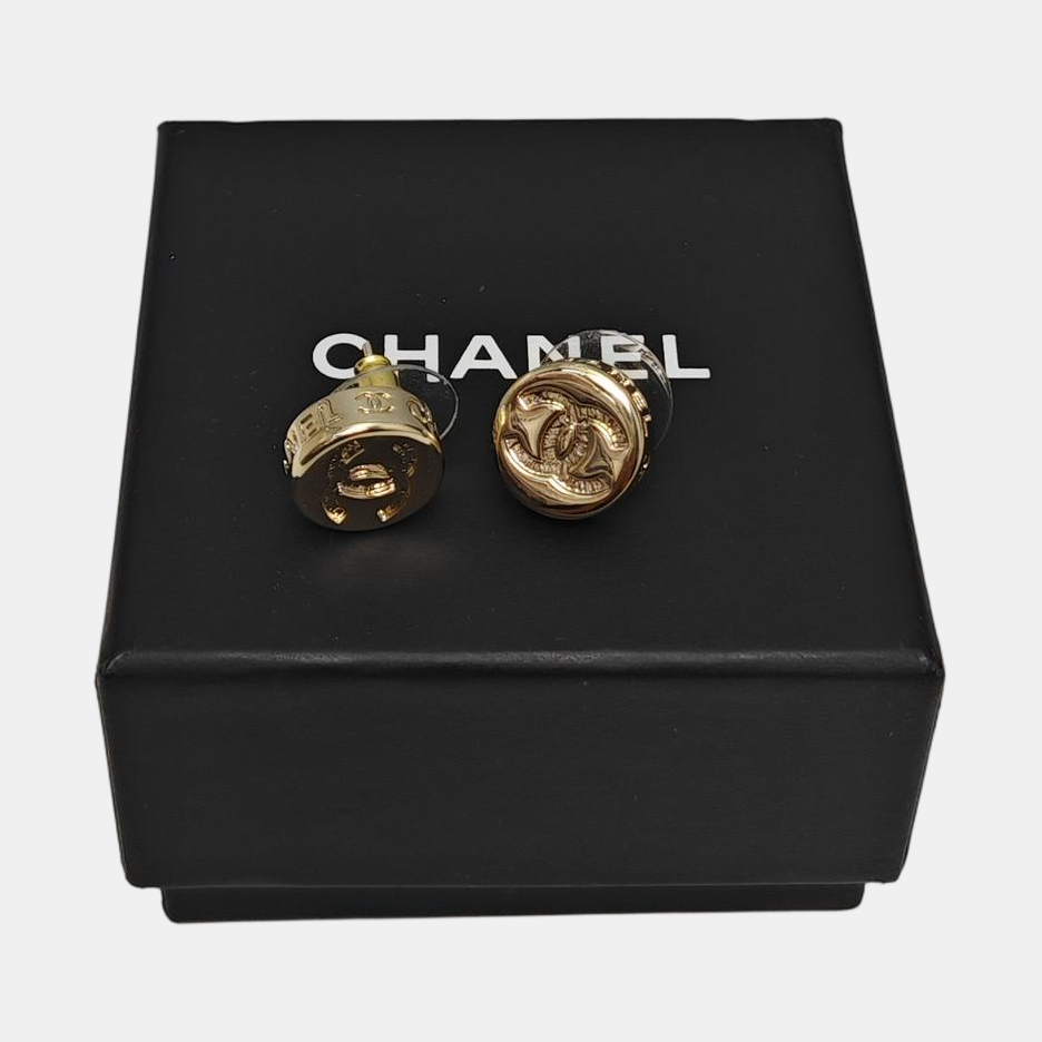 Metal Gold Stud Earrings